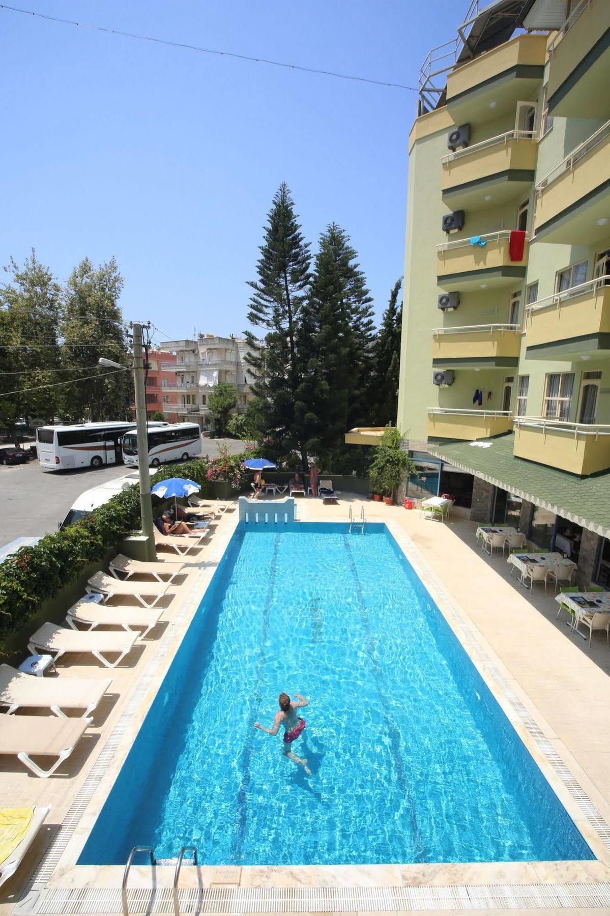 Almera Park Apart Otel