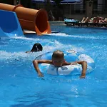 Almera Park Apart Hotel
