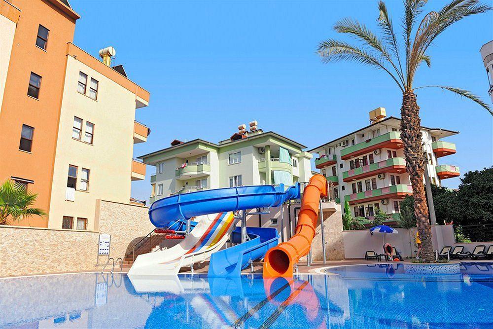 Almera Park Hotel de apartamente 3*